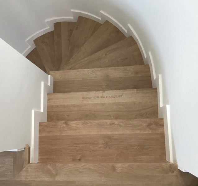 Galería Fotos De Escaleras Forradas Con Suelos De Madera Y Laminados